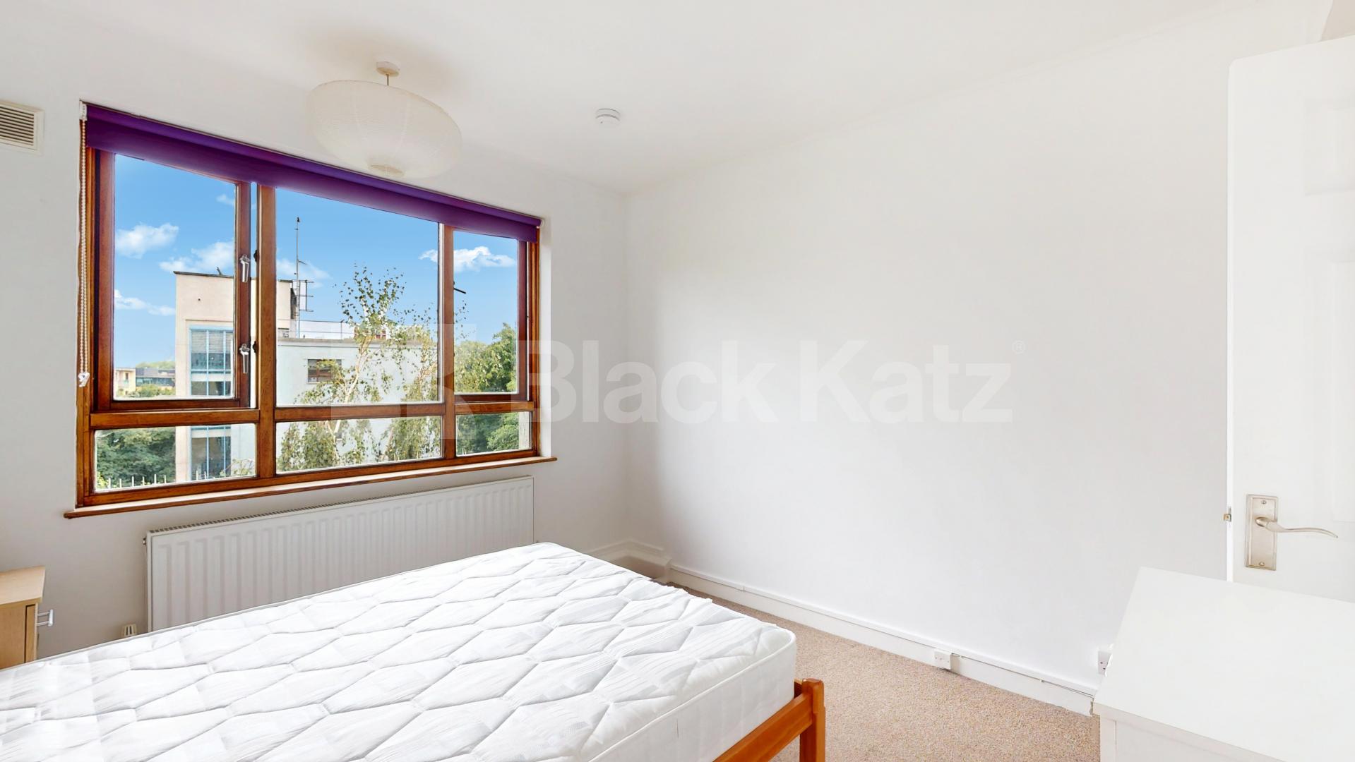 			2 Bedroom, 1 bath, 1 reception Flat			 Birkenhead Street, Kings Cross
